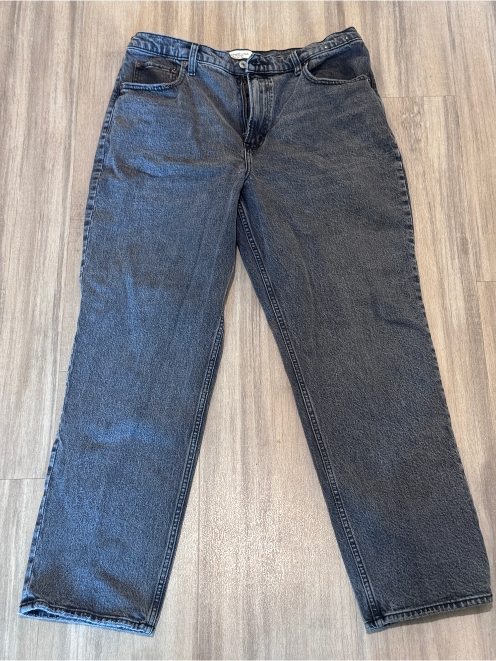 Abercrombie & Fitch 90s Straight Ultra High Black Wash Jeans Sz 32/14